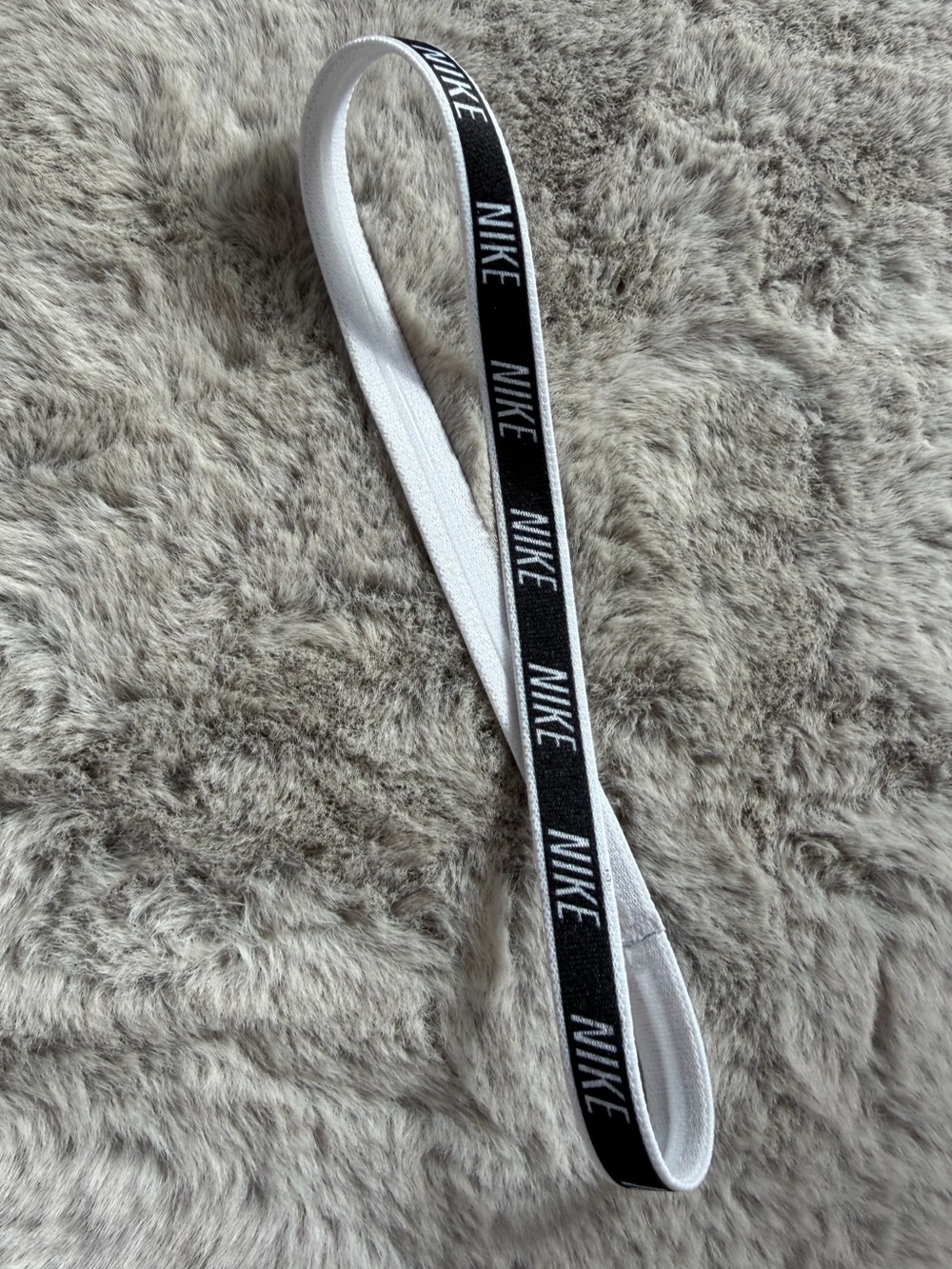 Nike stretch headband